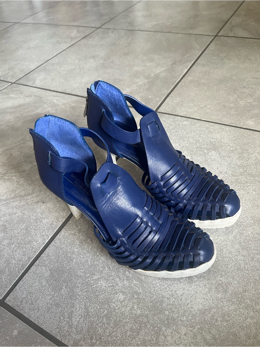 Bcbgmazria Runway Blue Woven Heels Size 7